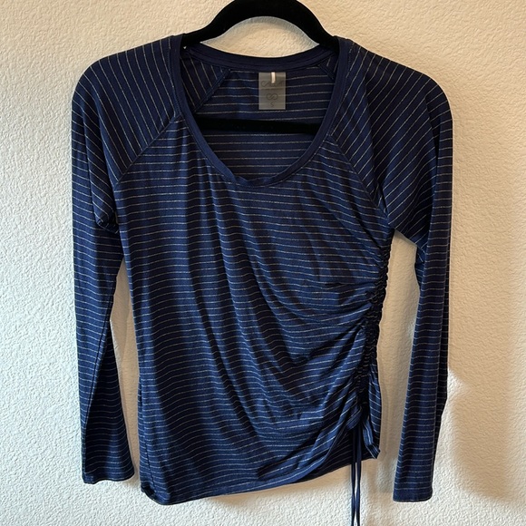 Calia jacket, vest and long sleeve shirt - Picture 2 of 3